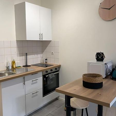 Jolie Studio En Centre Ville Chateauroux Exterior photo